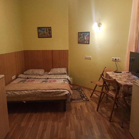 Apartamento Смарт-Економ,10 Хв До Ж/Д Вокзалу Leópolis Exterior foto
