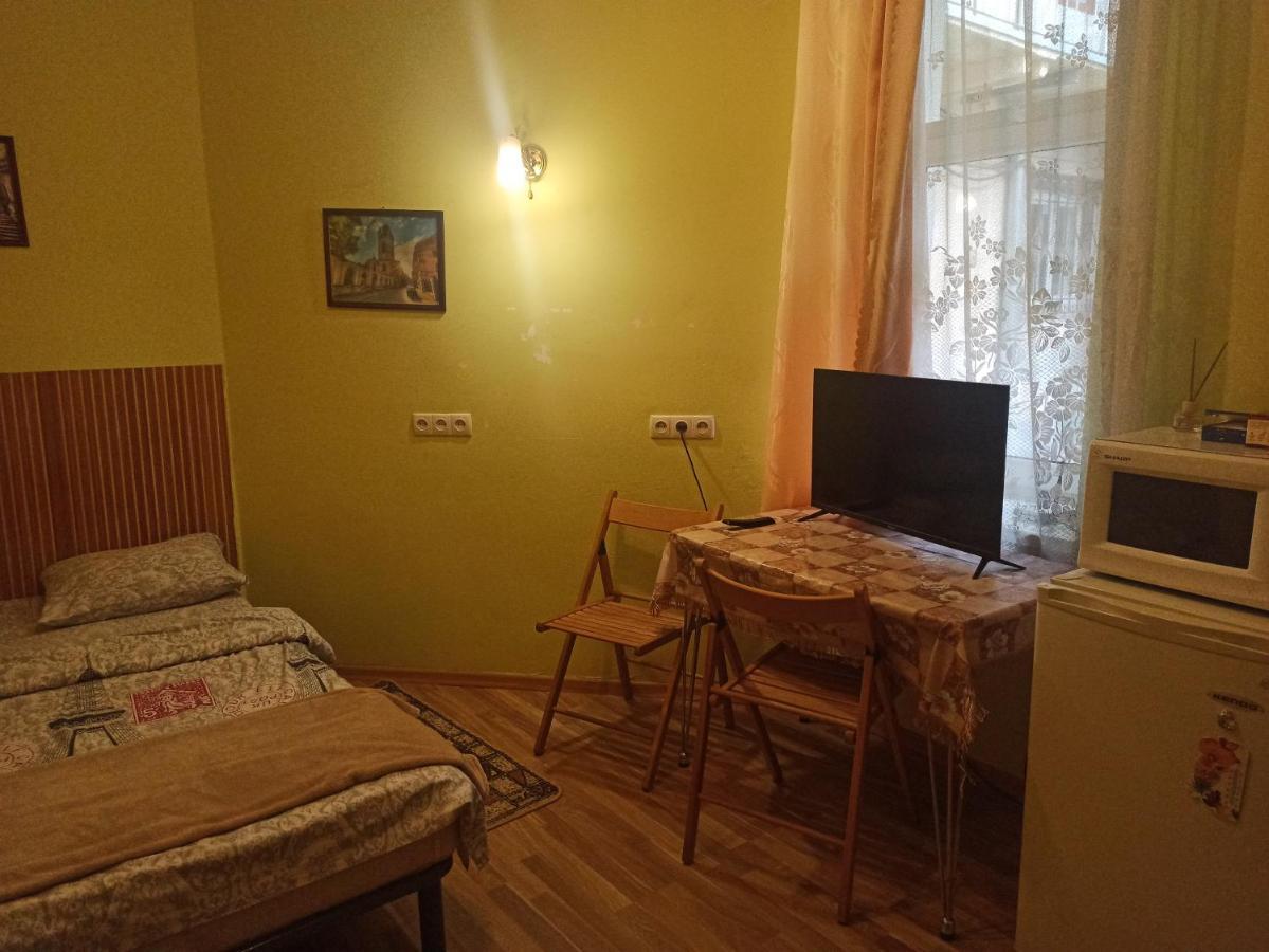 Apartamento Смарт-Економ,10 Хв До Ж/Д Вокзалу Leópolis Exterior foto