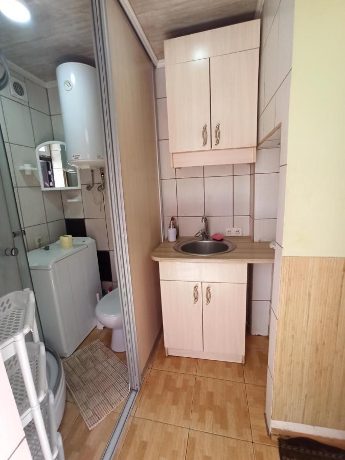 Apartamento Смарт-Економ,10 Хв До Ж/Д Вокзалу Leópolis Exterior foto